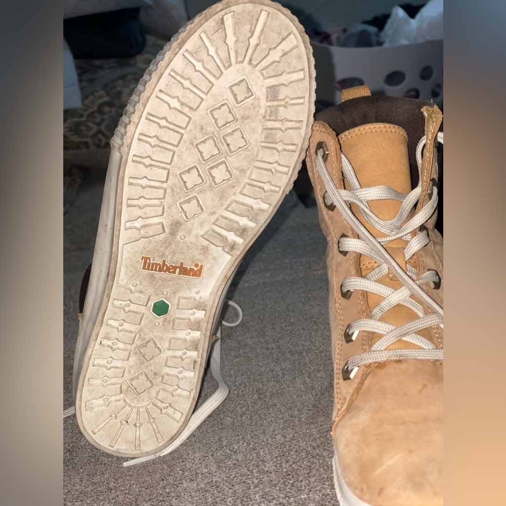 Timberland boots gently worn! Size 7.5